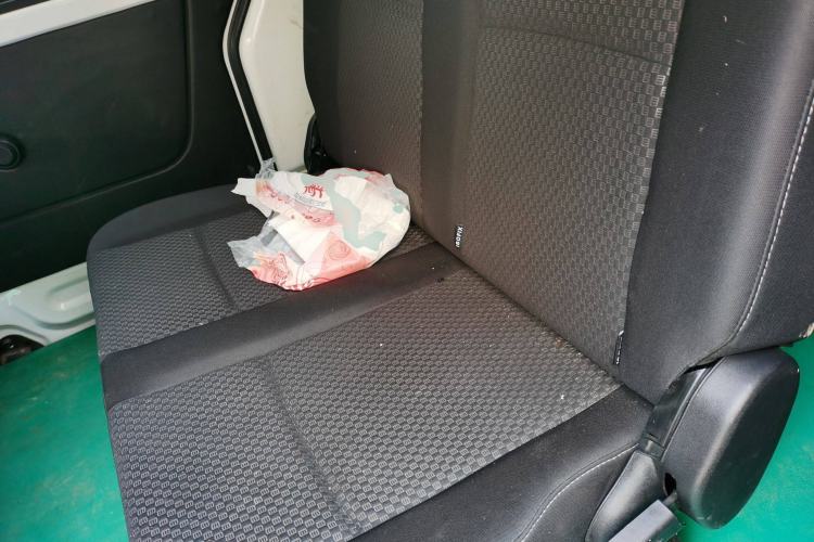 Used Jinbei Gold Hiace 2021 1.5L Passenger Vehicle Engineering Lion 6 Seats
