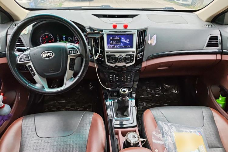 Used BYD Surui 2015 1.5L Manual Luxury Model
