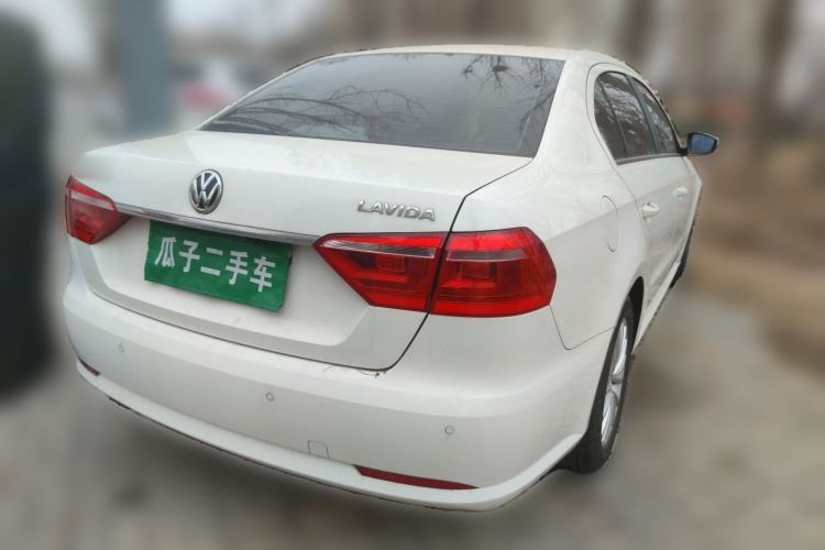 Used Volkswagen Lavida 2013 Revised Version 1.6L Automatic Luxury Edition
