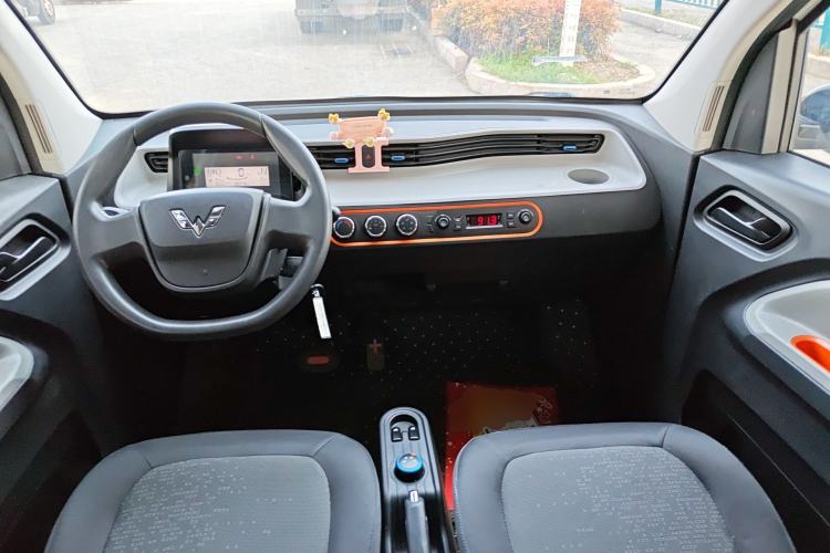 Used Wuling Hongguang MINIEV 2022 Easy Version Lithium Iron Phosphate
