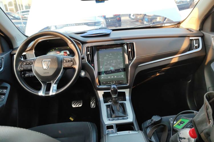 Used Roewe RX5 New Energy 2017 eRX5 50T Hybrid Connected Prestige Flagship Edition