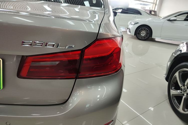 Used BMW 5 Series New Energy 2020 530Le Luxury Package Exterior 3