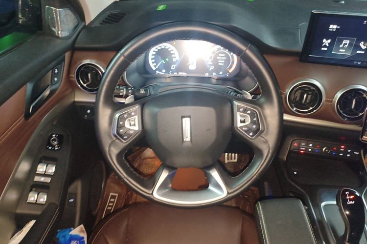 Used Wey VV6 2018 2.0T Four-Wheel Drive Flagship Version China V Standard
