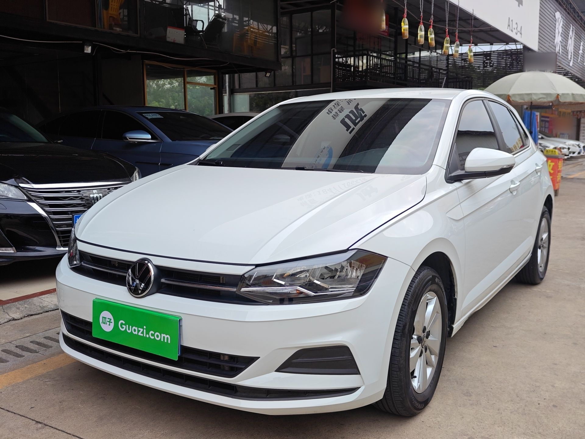 Parte inferior delantera