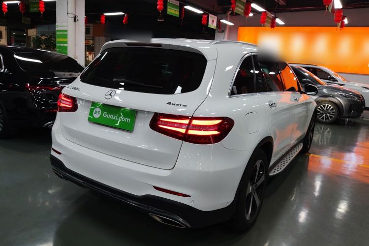 Used Mercedes-Benz GLC 2019 Facelift GLC 260 L 4MATIC Luxury Model Rear Right 45 Deg