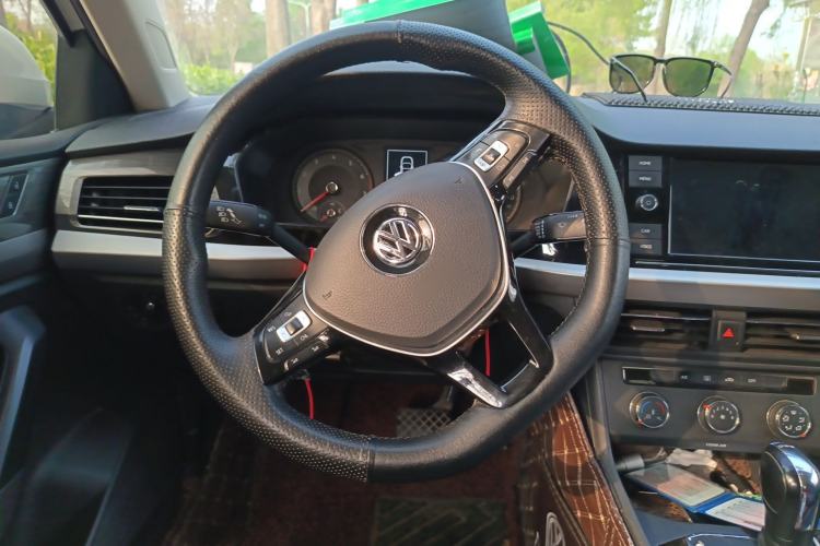 Used Volkswagen Lavida 2019 280TSI DSG Comfort Edition China VI standard Steering Wheel