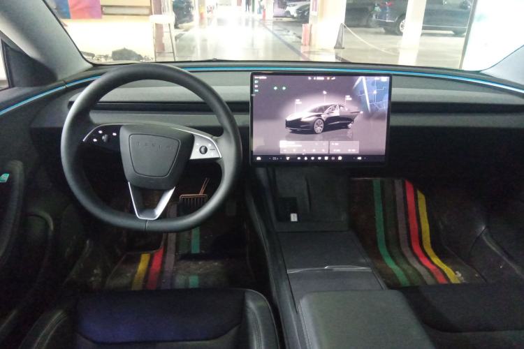 Used Tesla Model 3 2023 Long-Range All-Wheel-Drive Version
