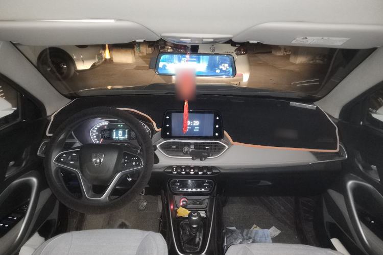 Used Baojun 510 2017 1.5L Manual Fashion Model