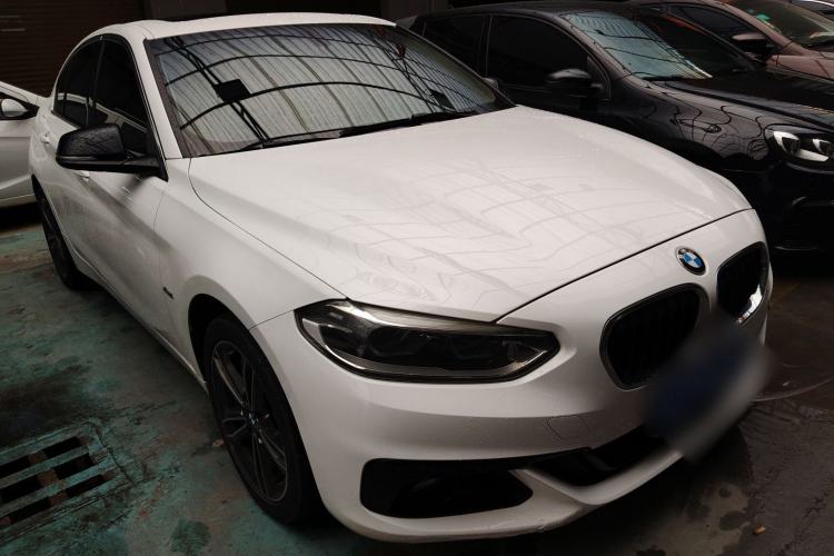 Used BMW 1 Series 2017 118i Sport Edition Front Right 45 Deg