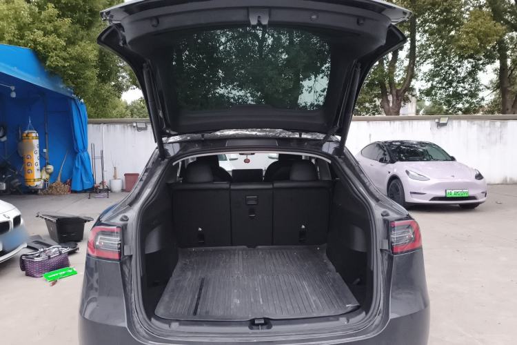Used Tesla Model Y 2024 Rear-Wheel-Drive Version
