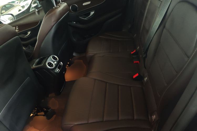 Used Mercedes-Benz GLC 2022 Second Facelift GLC 260 L 4MATIC Luxury Edition Left Rear Seat