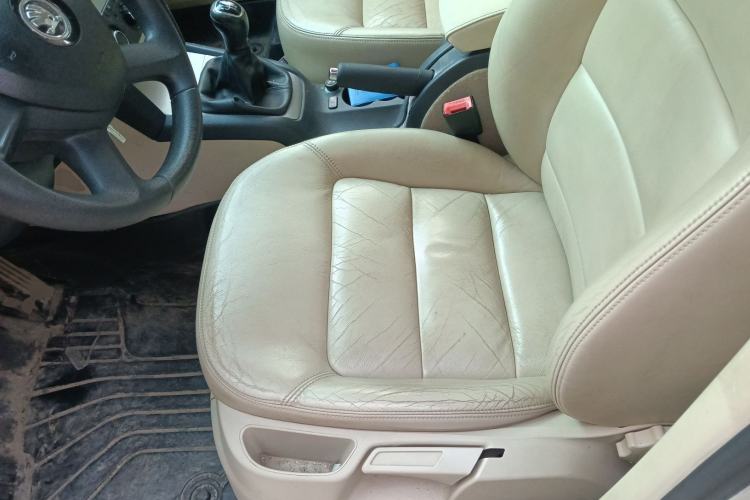 Used Skoda Octavia 2015 Classic Model 1.6L Manual Yijie Edition
