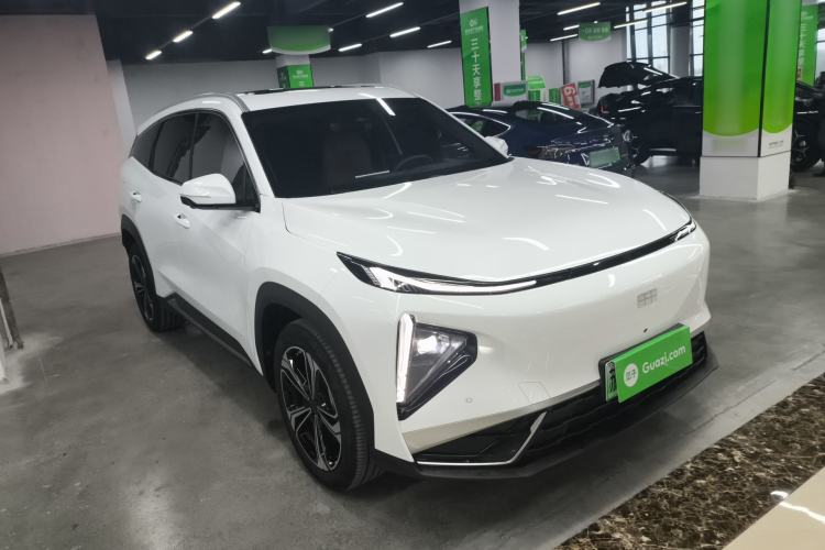 Used Geely Galaxy L7 2025 EM-i 115km Exploration+ Edition Front Right 45 Deg