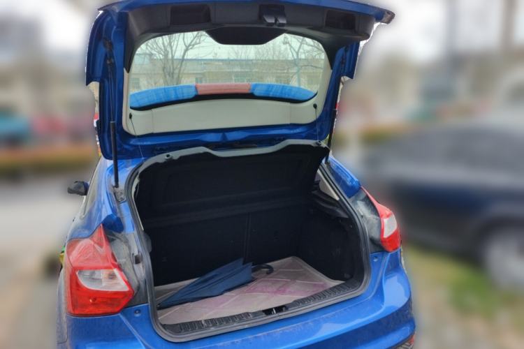 Used Ford Focus 2012 Hatchback 1.6L Automatic Fashion Edition