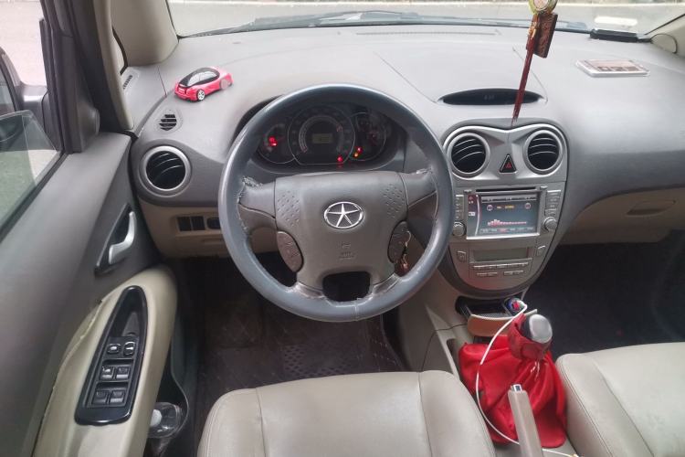 Used JAC Group Refine M2 2012 1.8L MT Business & Luxury 7-Seater