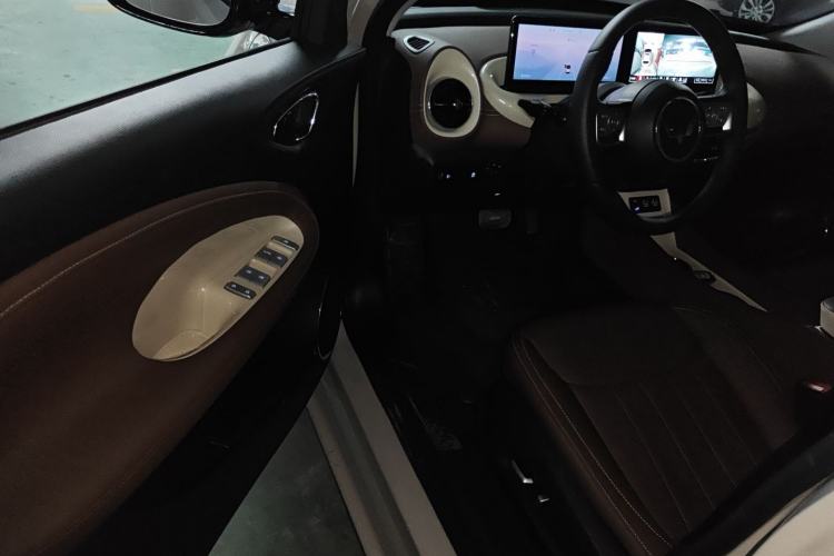 Used Wuling Bingo 2024 410 km Lingxi Deluxe Edition
