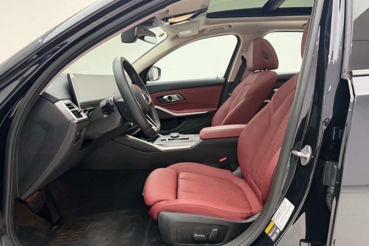 Used BMW i3 2025 eDrive 40 L Midnight Sports Package