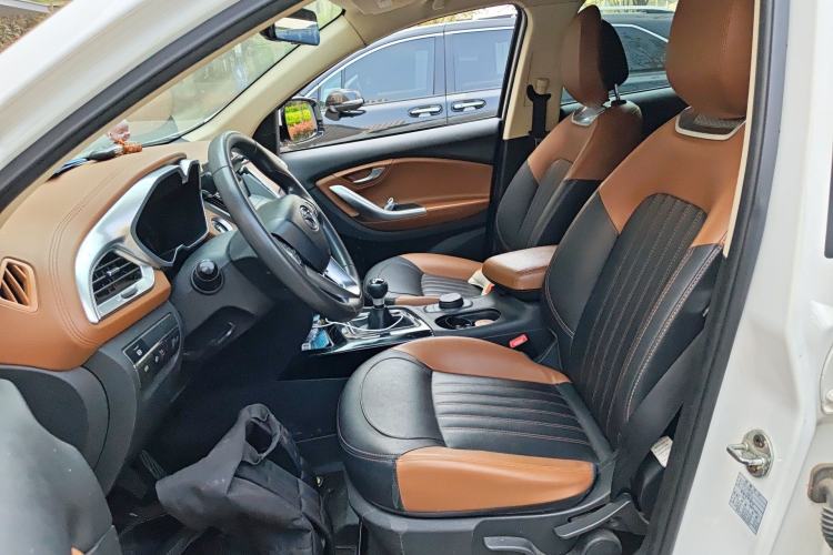 Used Soueast DX7 2017 1.5T Manual Triumph Edition Left Front Seat