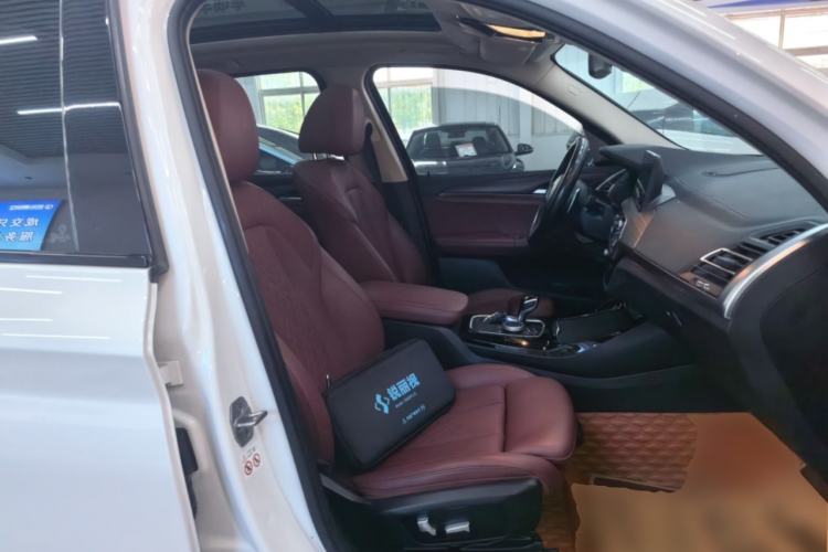 Used BMW X3 2022 Second Facelift xDrive30i Leading Edition M Night Sky Package
