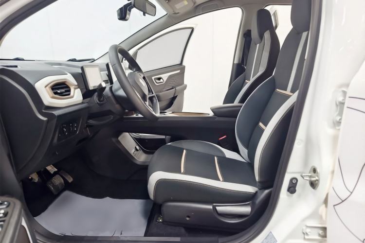 Used SOL E10X 2023 301 km Four-Leaf Clover 36 kW