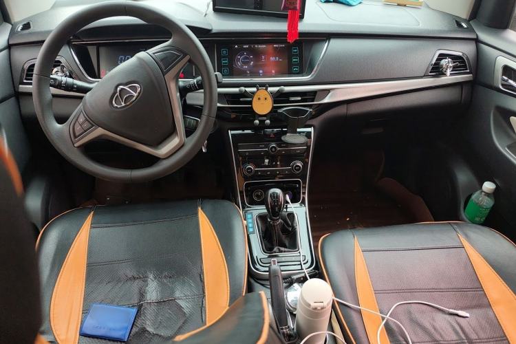 Used CHANGAN KAICHENG Oushang A600 2018 1.5L Manual Elite Version
