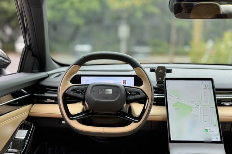 Used Geely Galaxy L6 2024 125km PLUS Dragon Edition