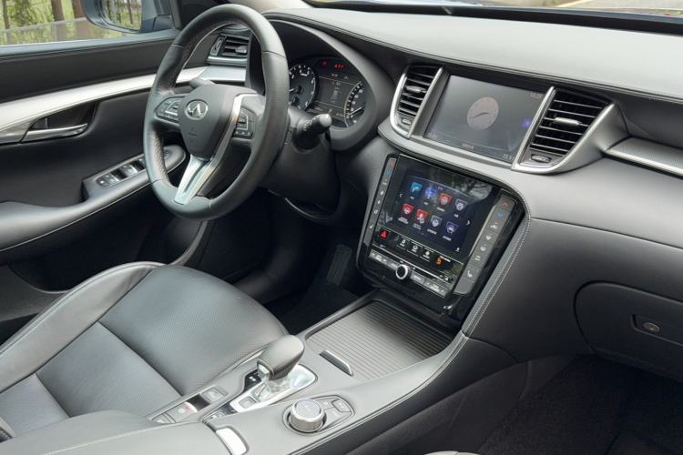 Used Infiniti QX50 2018 2.0T Two-Wheel Drive Fashion Edition