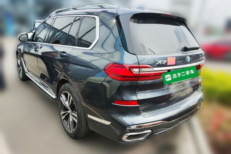 Used BMW X7 2020 xDrive40i Luxury M Sport Package
