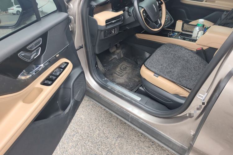 Used Lincoln Corsair 2022 2.0T Four-Wheel Drive Luxury Edition Driver Seat