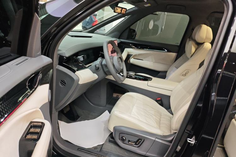 Used Zeekr 009 2024 Six-Seat Executive Version 4WD 108 kWh
