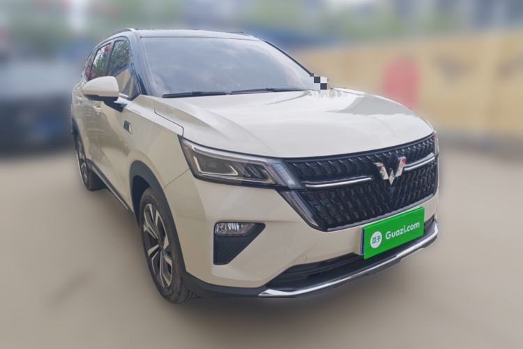 Used Wuling Asta 2021 1.5T CVT Star曜 Edition Front Right 45 Deg