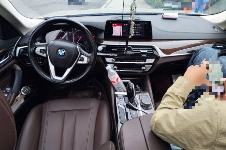 Used BMW 5 Series 2019 525Li Luxury Package
