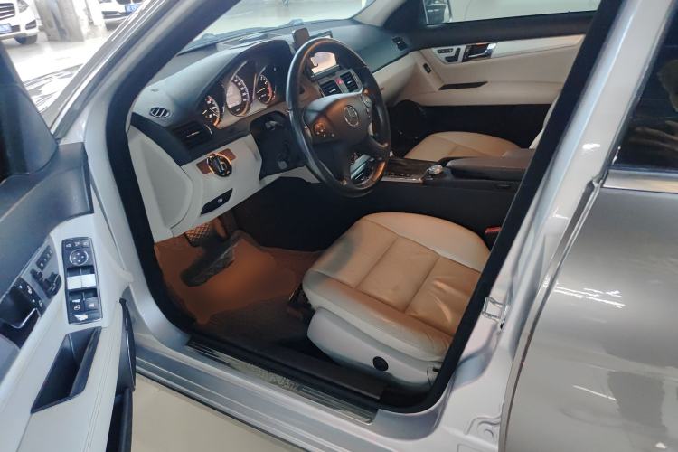 Used Mercedes-Benz C-Class 2010 C 300 Estate Driver Seat