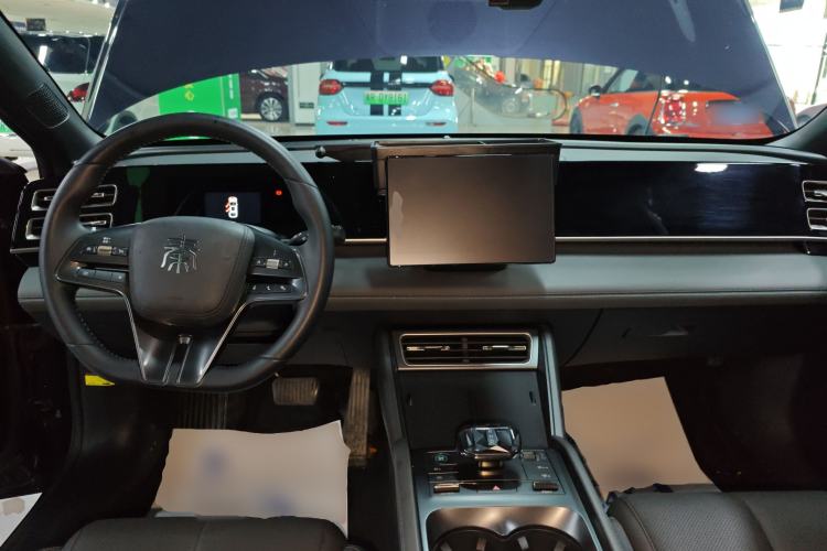 Used BYD Qin L 2024 DM-i 80KM Beyond Model
