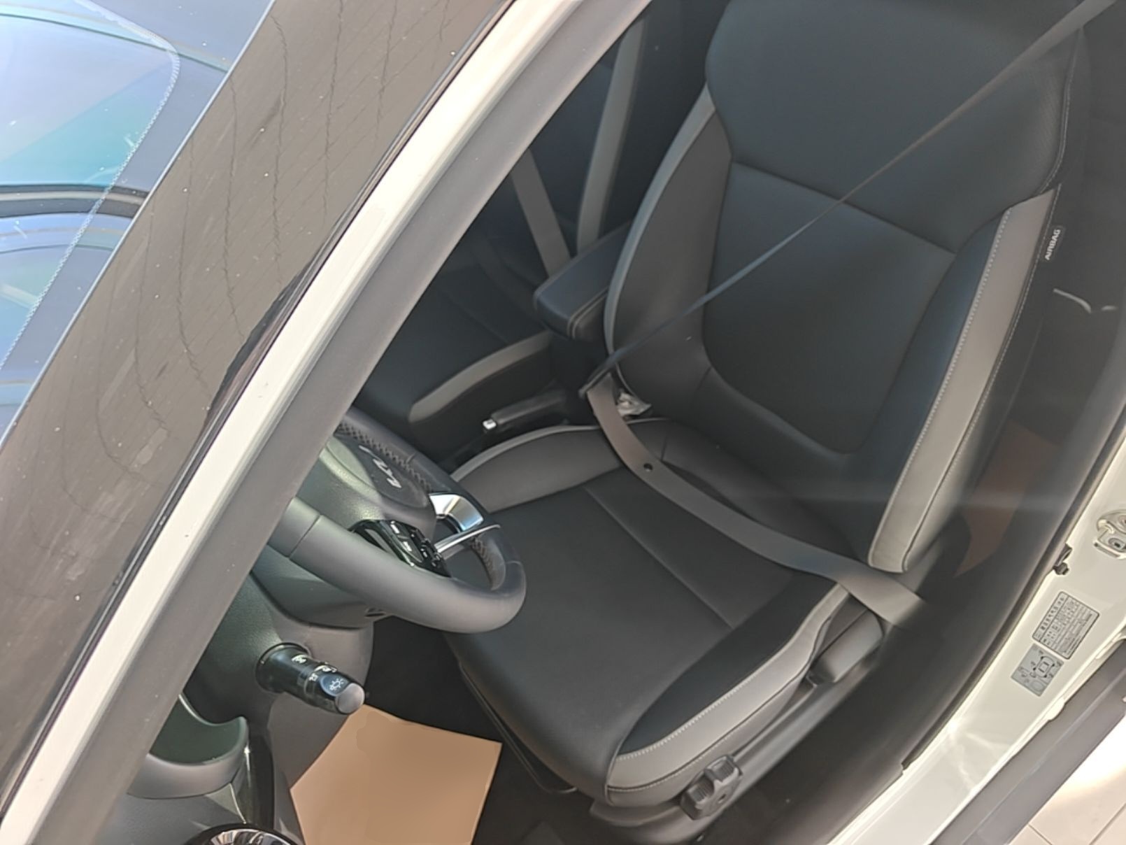 Kia kx1 Stonic 2021 1.4L CVT Sunroof Model — снимка 17