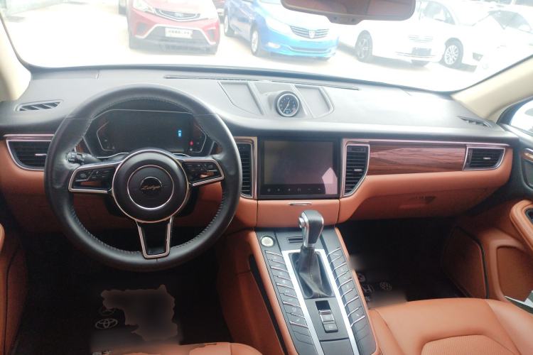 Used Zotye SR9 2017 2.0T Automatic Ultimate Dream Edition
