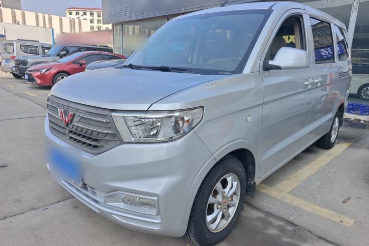 Used Wuling Hongguang V 2019 1.5L Standard Version L2B