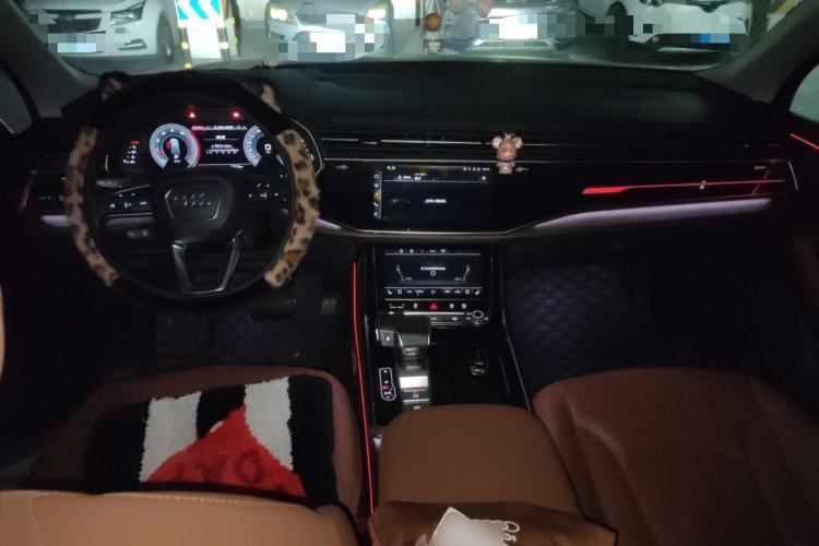 Used Audi Q7 2021 55 TFSI quattro S line Sport model
