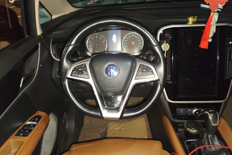 Used BYD Song MAX 2018 1.5T Automatic Smart Connect Luxury 6-Seater
