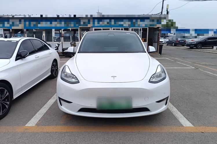 Used Tesla Model Y 2022 Long-Range All-Wheel-Drive Version
