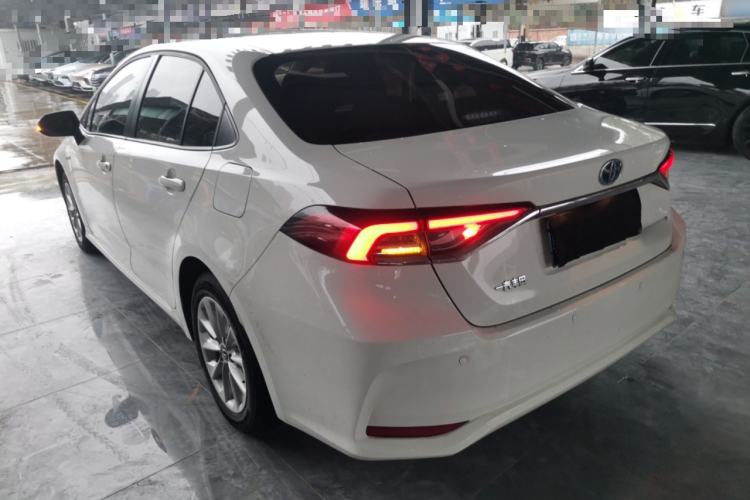 Used Toyota Corolla 2021 Dual-Motor 1.8L E-CVT Elite Edition
