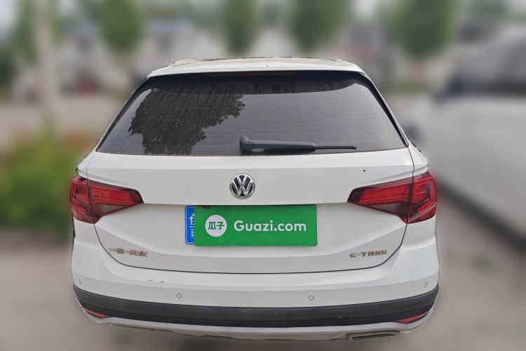 Used Volkswagen C-TREK 2018 1.5L Manual Fashion Model