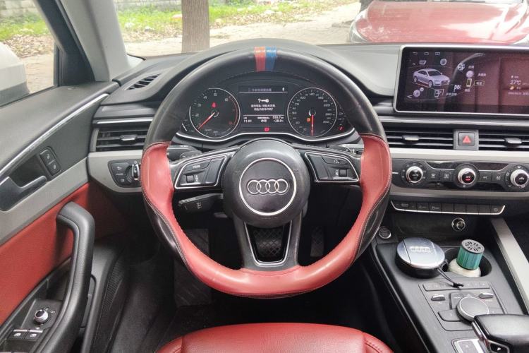 Used Audi A4L 2017 40 TFSI Ambition Edition Steering Wheel