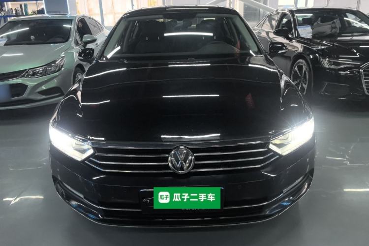 Used Volkswagen Magotan 2019 330TSI DSG Luxury Version China VI Standard