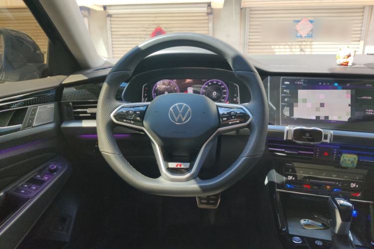 Used Volkswagen Passat 2024 380TSI Luxury Edition Steering Wheel