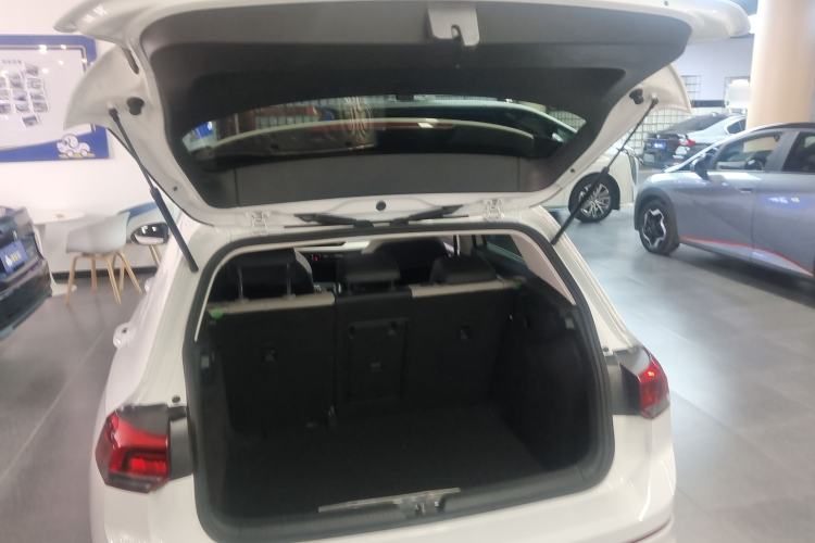 Used Volkswagen Golf 2023 Facelift 280TSI DSG Pro Trunk