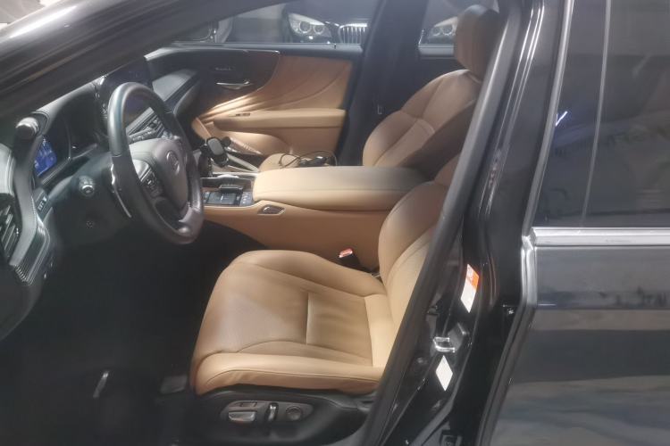 Used Lexus LS 2021 500h Excellence Edition