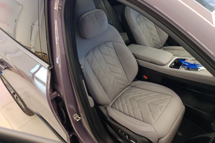 Used Nio EC6 2025 75 kWh