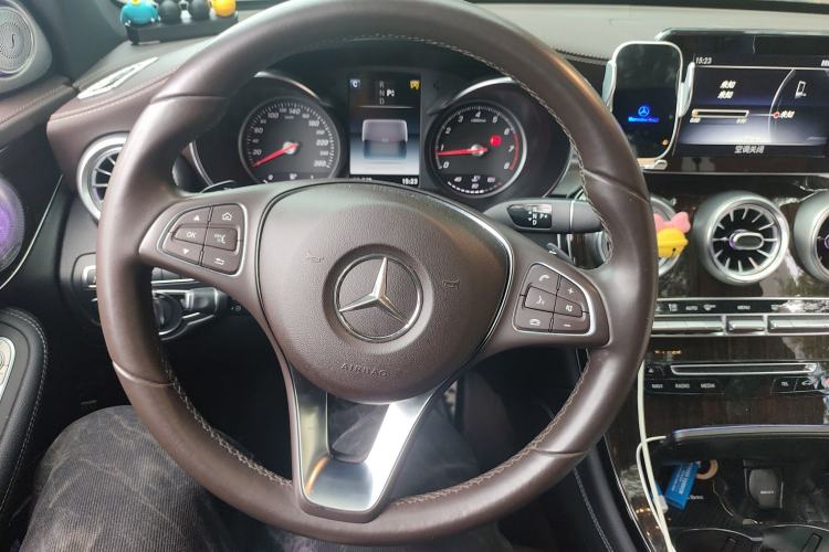 Used Mercedes-Benz GLC 2019 Facelift GLC 260 L 4MATIC Luxury Model Steering Wheel