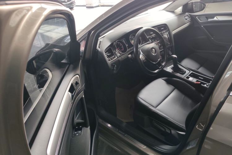 Used Volkswagen Golf 2019 200TSI DSG Comfort & Ambition Edition China VI Standard
